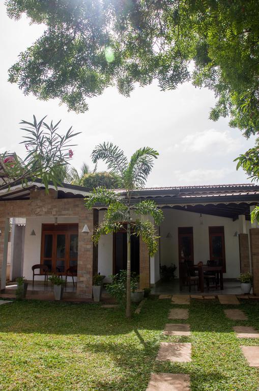 The Villa Anuradhapura Esterno foto